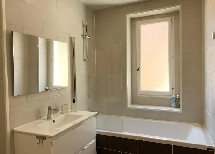 Maison Spacieuse Et Calme, Centre Ville, Ideal Famille * Περπινιάν